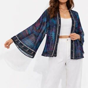 Vintage Chicos Kimono SILK Blouse Peacock Boho Unique Sleeve SM Embroidered EUC